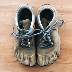 Men’s Vibram Fivefinger Trek Ascent Trail Shoes